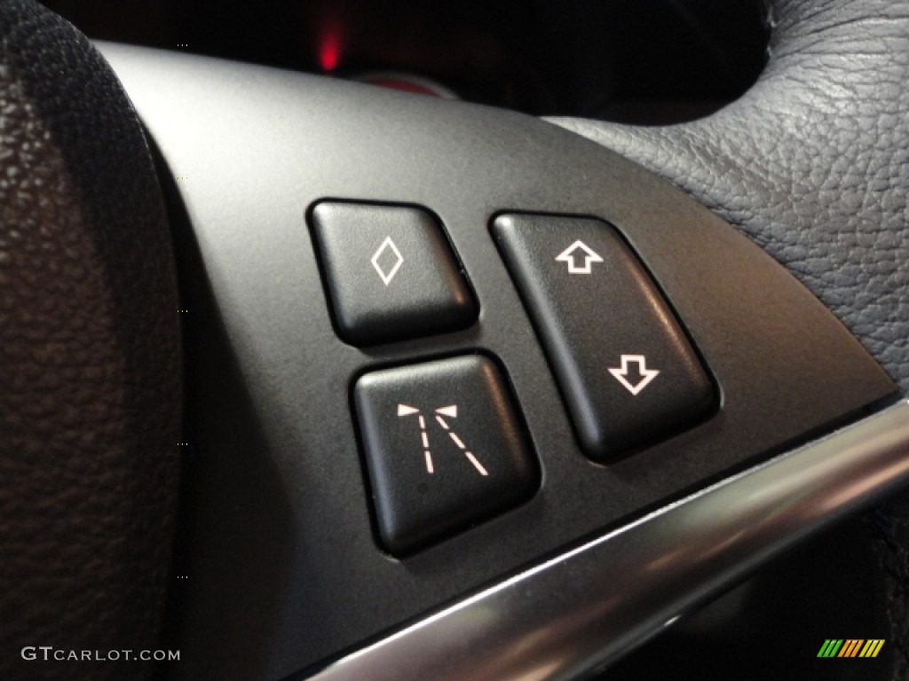 2009 BMW 5 Series 535xi Sports Wagon Controls Photo #61173305