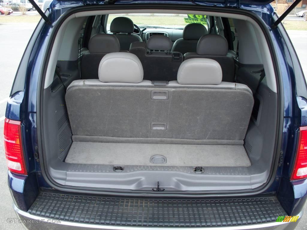 2004 Explorer XLT 4x4 - Dark Blue Pearl Metallic / Graphite photo #8