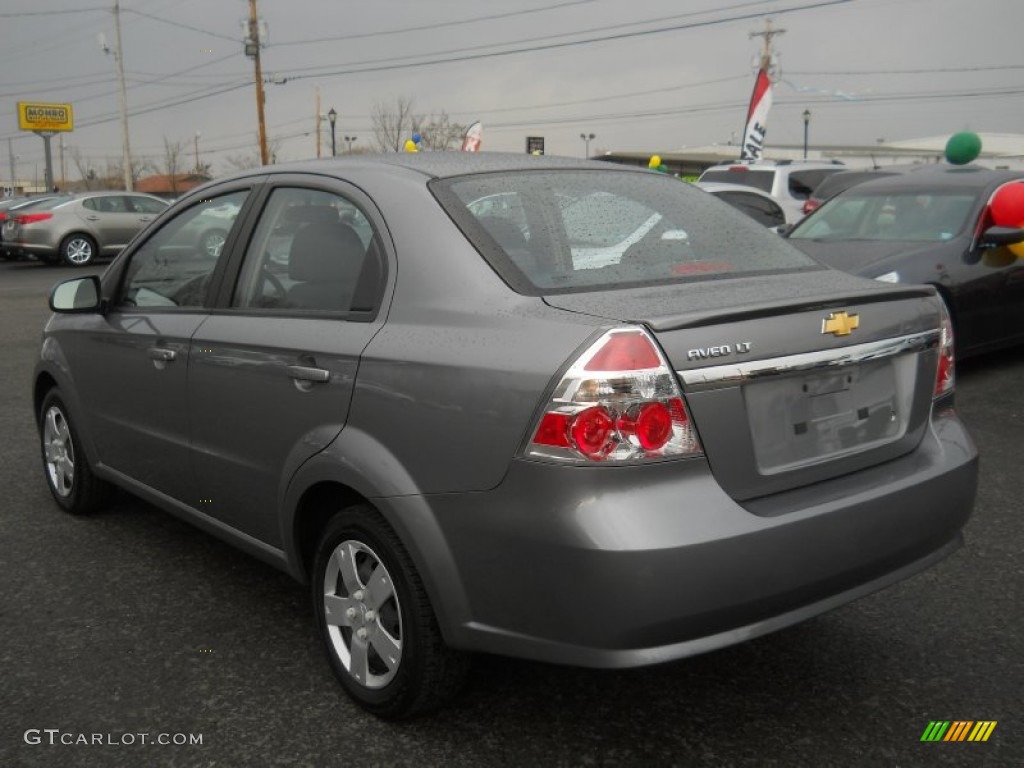 2010 Aveo LT Sedan - Medium Gray / Charcoal photo #11