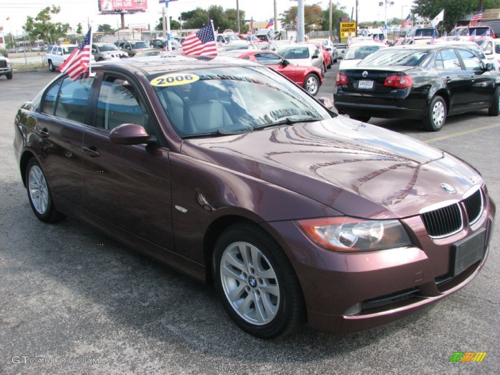 2006 3 Series 325i Sedan - Barrique Red Metallic / Grey photo #9