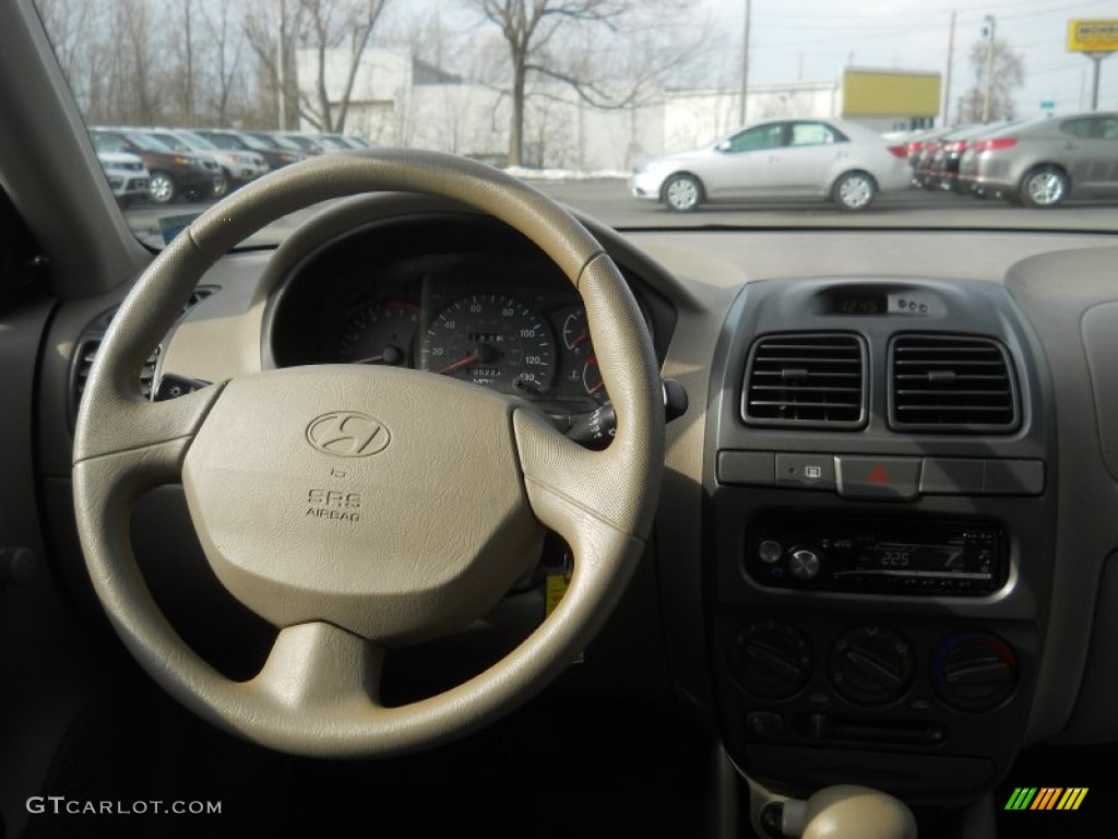 2000 Accent GL Sedan - Jade Green / Beige photo #4