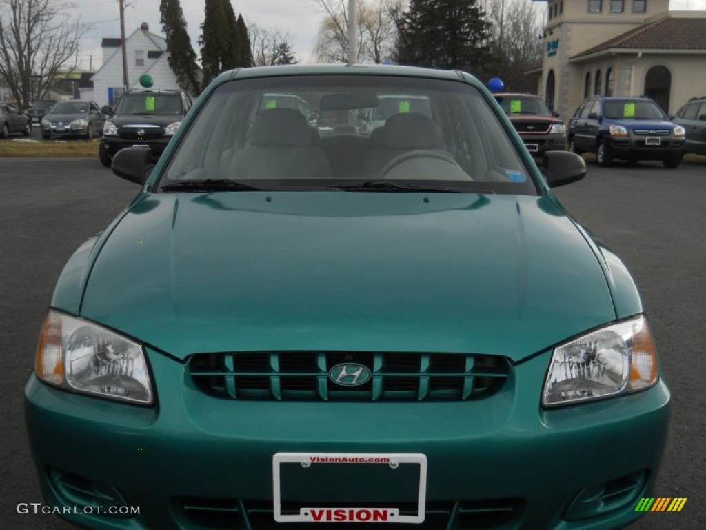 2000 Accent GL Sedan - Jade Green / Beige photo #14