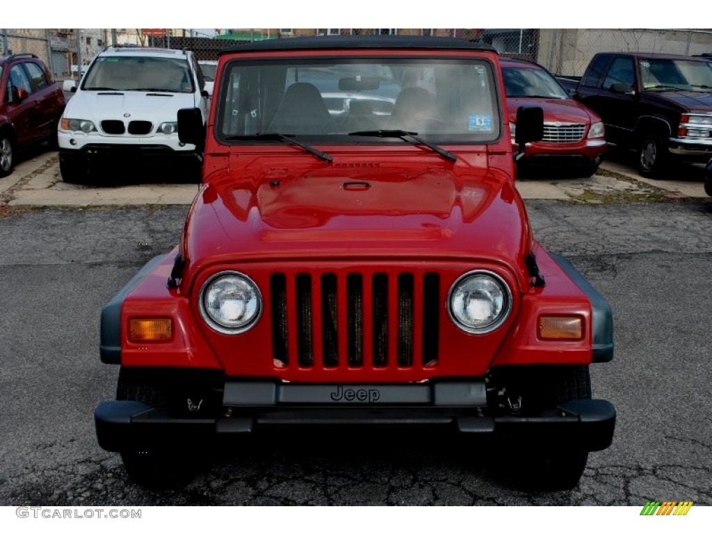 1998 Wrangler SE 4x4 - Flame Red / Gray photo #5