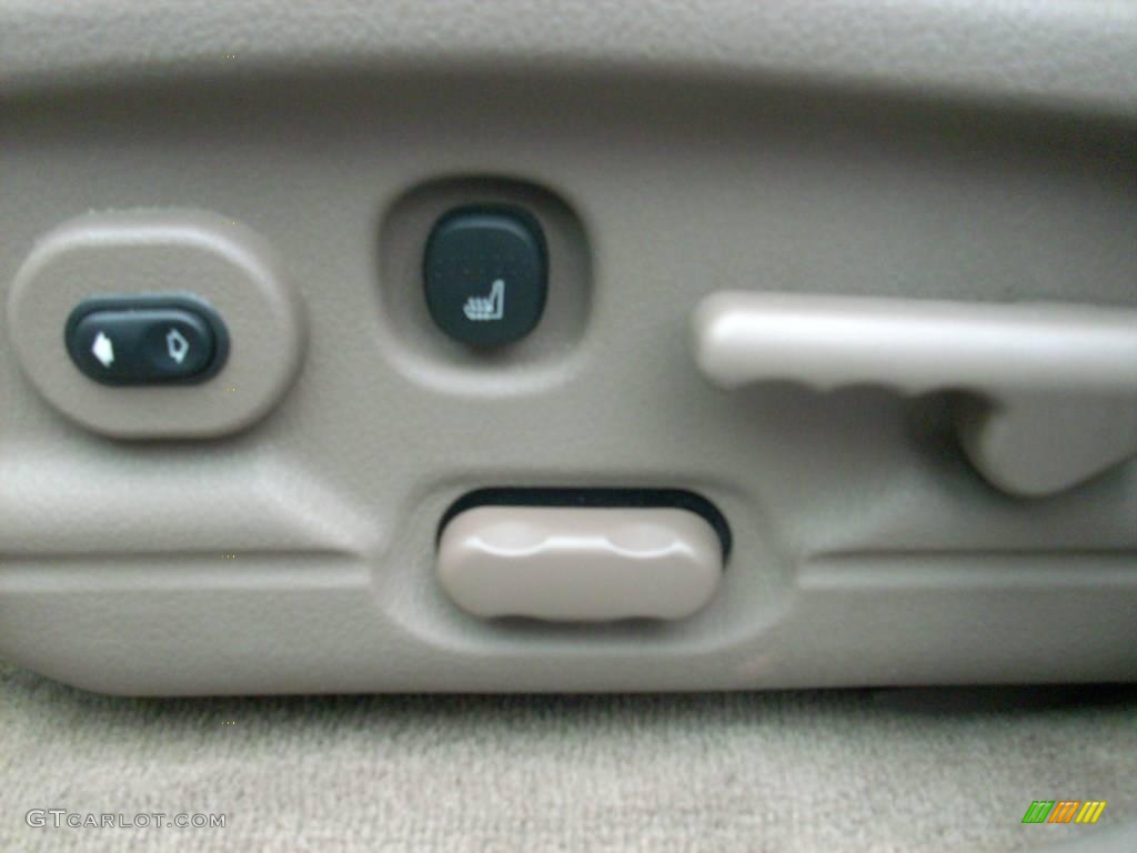 2005 Explorer Limited 4x4 - Ivory Parchment Tri Coat / Medium Parchment photo #19