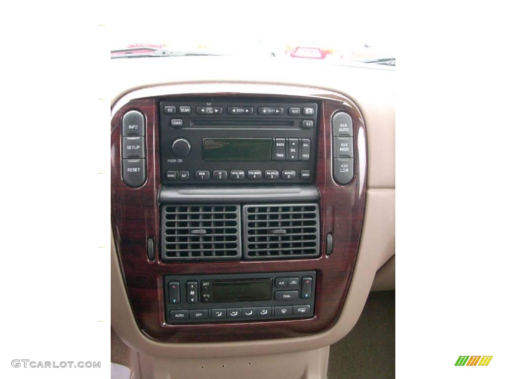 2005 Explorer Limited 4x4 - Ivory Parchment Tri Coat / Medium Parchment photo #20