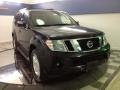 Super Black - Pathfinder SE 4x4 Photo No. 2