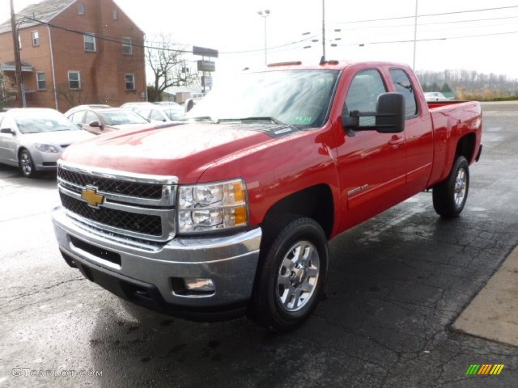 2012 Silverado 2500HD LT Extended Cab 4x4 - Victory Red / Dark Cashmere/Light Cashmere photo #3
