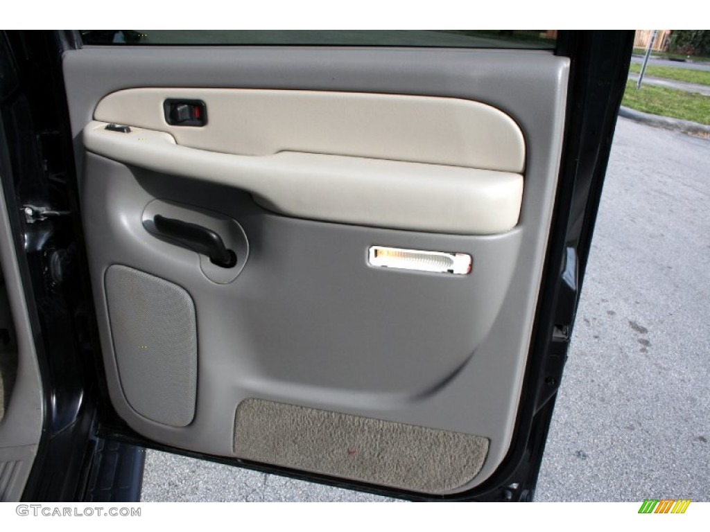 2002 Suburban 2500 LT 4x4 - Onyx Black / Medium Gray/Neutral photo #32