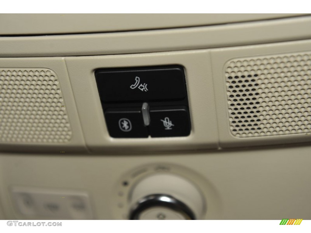 2012 Tiguan SEL - Deep Black Metallic / Beige photo #16