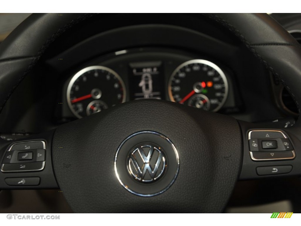 2012 Tiguan SEL - Deep Black Metallic / Beige photo #20