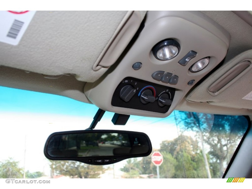 2002 Suburban 2500 LT 4x4 - Onyx Black / Medium Gray/Neutral photo #57