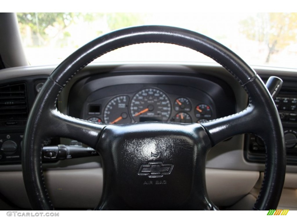 2002 Suburban 2500 LT 4x4 - Onyx Black / Medium Gray/Neutral photo #65