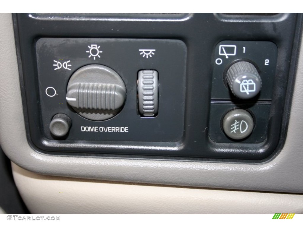 2002 Suburban 2500 LT 4x4 - Onyx Black / Medium Gray/Neutral photo #72
