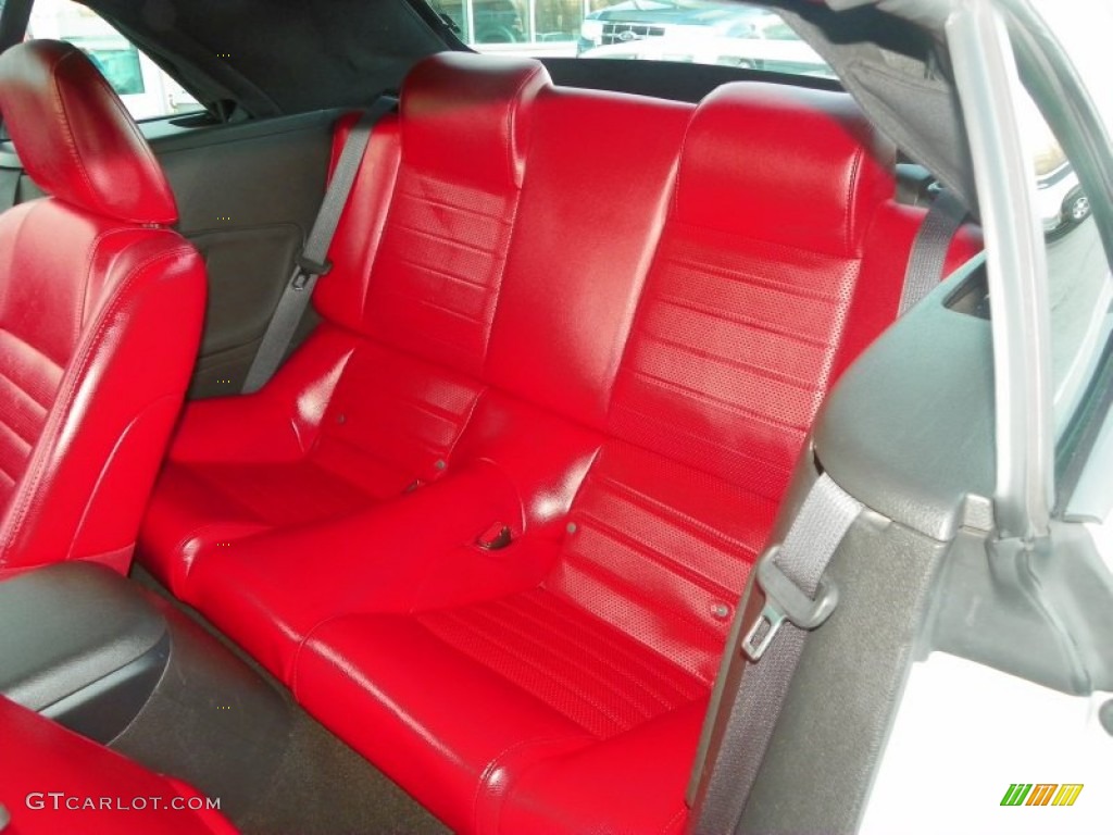 2006 Mustang GT Premium Convertible - Satin Silver Metallic / Red/Dark Charcoal photo #7