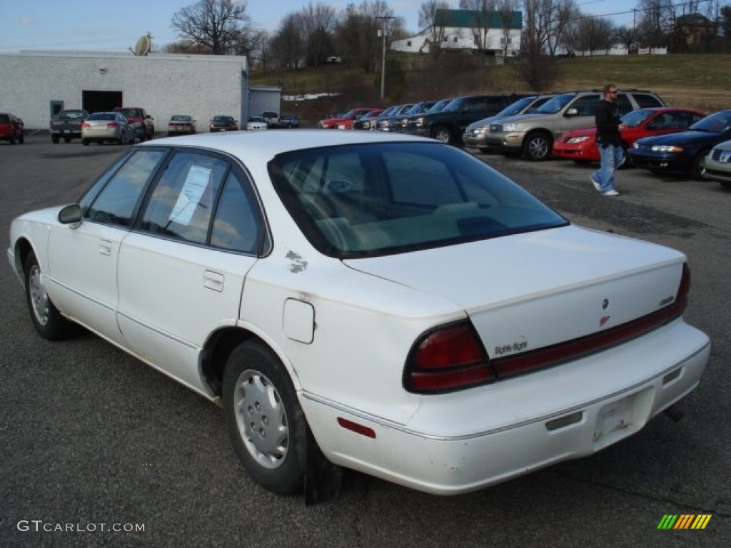 1997 Eighty-Eight LS - Bright White / Beige photo #6