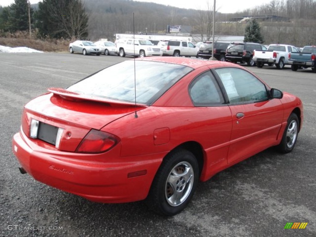 2005 Sunfire Coupe - Sport Red Metallic / Graphite photo #4