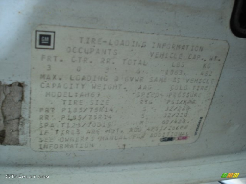 1994 Century Special Sedan - Bright White / Red photo #15