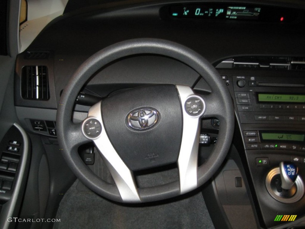 2010 Prius Hybrid II - Classic Silver Metallic / Dark Gray photo #10