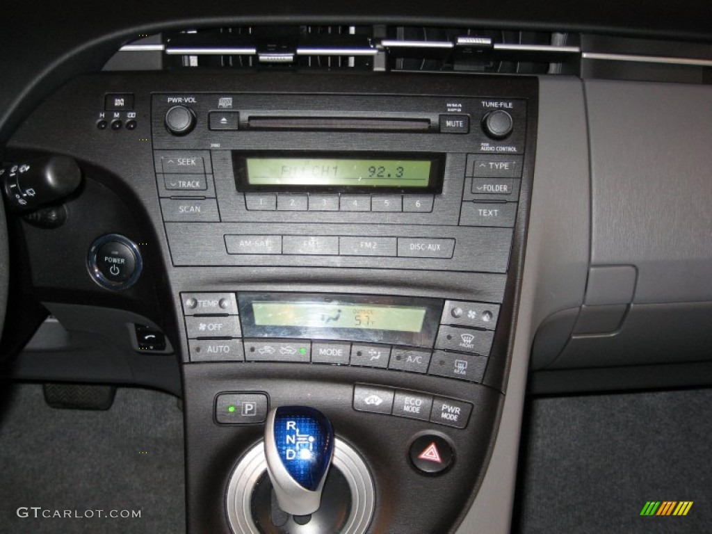 2010 Prius Hybrid II - Classic Silver Metallic / Dark Gray photo #11