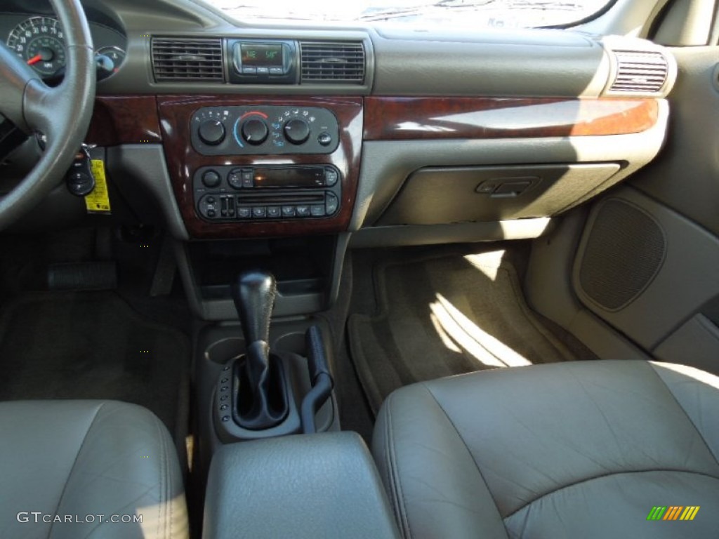 2001 Sebring LXi Sedan - Black / Dark Slate Gray photo #17