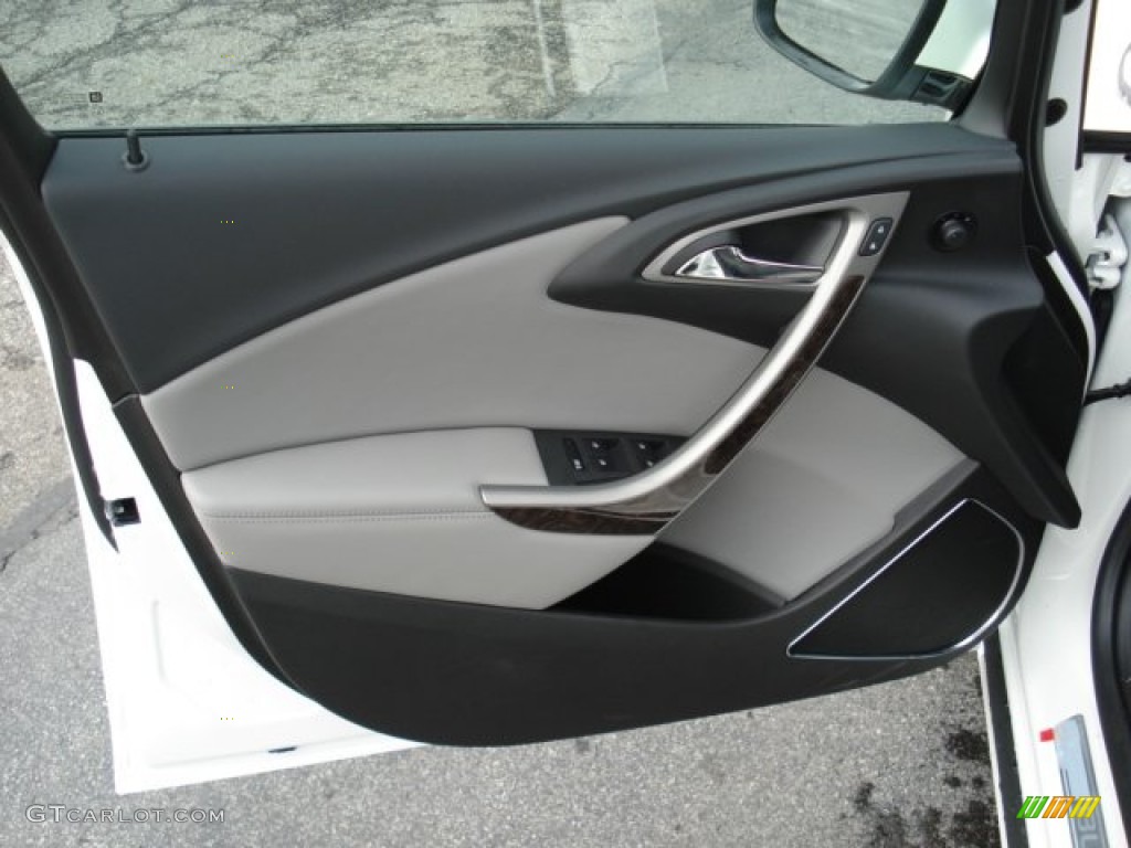 2012 Buick Verano FWD Medium Titanium Door Panel Photo #61194730