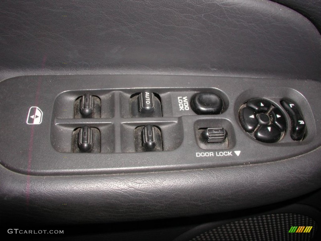 2003 Dodge Ram 3500 SLT Quad Cab 4x4 Controls Photo #61196512