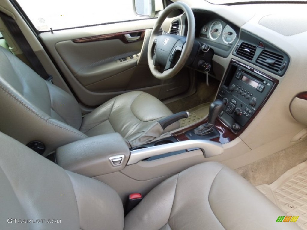 2007 XC70 AWD Cross Country - Willow Green Metallic / Taupe photo #22