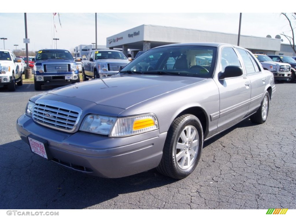 2006 Crown Victoria LX - Tungsten Metallic / Medium Light Stone photo #6