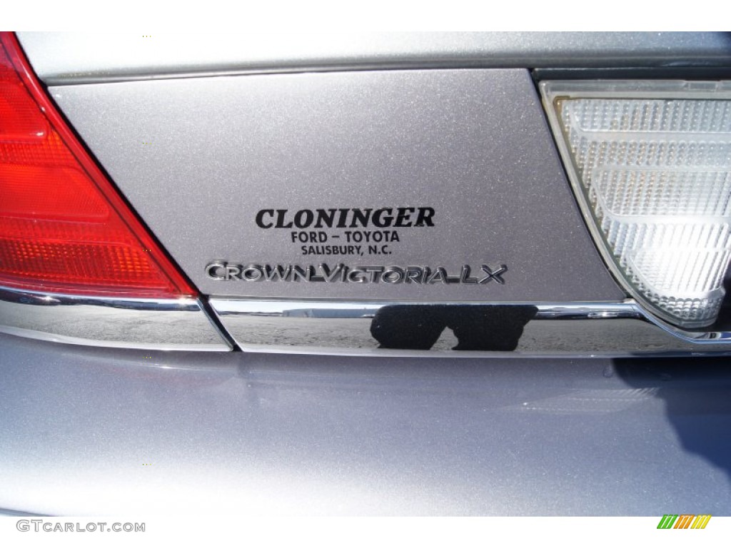 2006 Crown Victoria LX - Tungsten Metallic / Medium Light Stone photo #18