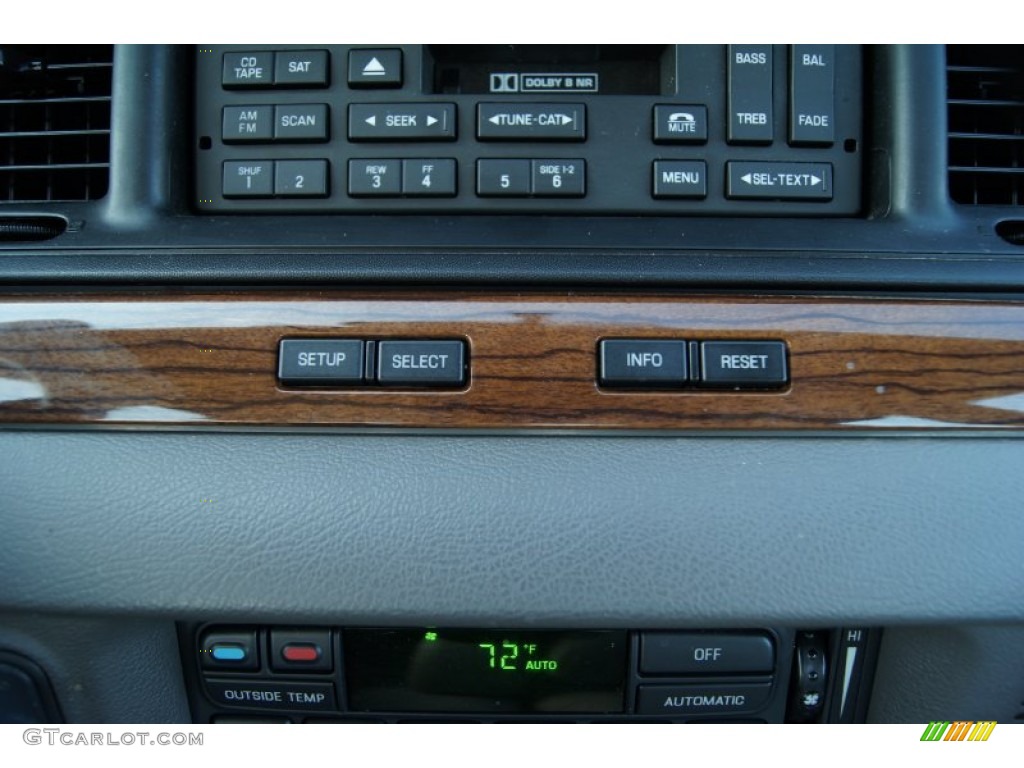2006 Crown Victoria LX - Tungsten Metallic / Medium Light Stone photo #28