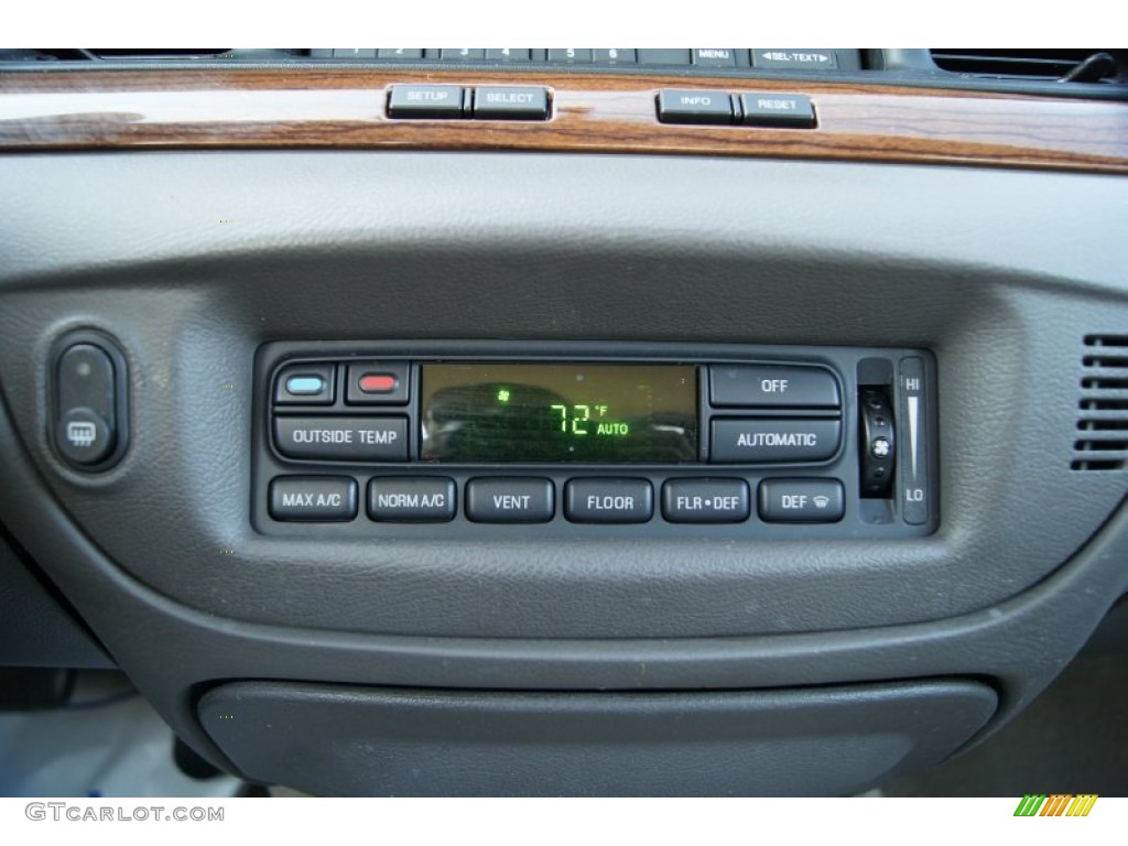 2006 Crown Victoria LX - Tungsten Metallic / Medium Light Stone photo #29