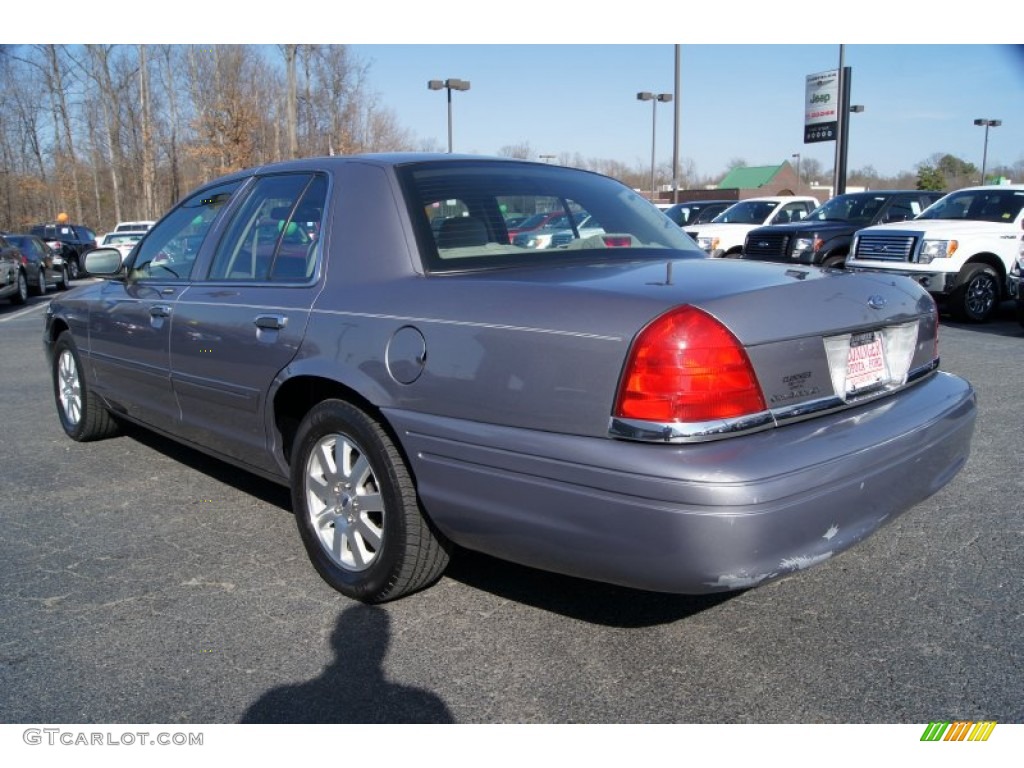2006 Crown Victoria LX - Tungsten Metallic / Medium Light Stone photo #35