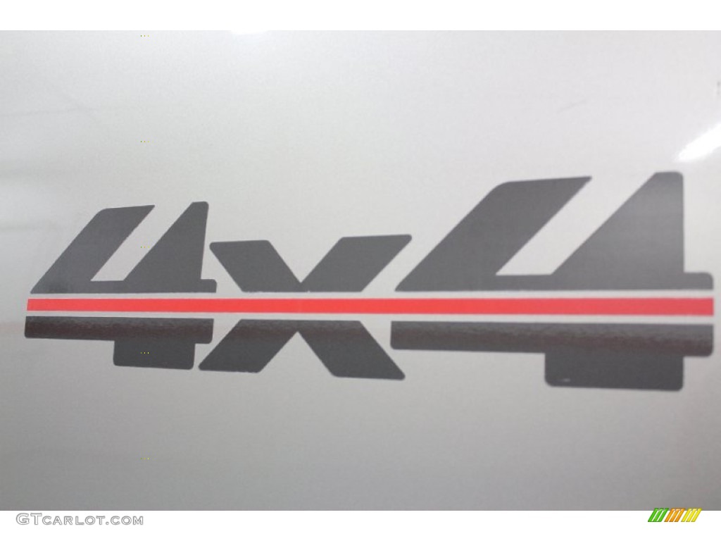 1998 Chevrolet C/K K1500 Silverado Extended Cab 4x4 Marks and Logos Photo #61199782