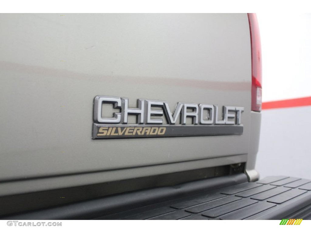 1998 Chevrolet C/K K1500 Silverado Extended Cab 4x4 Marks and Logos Photo #61199791