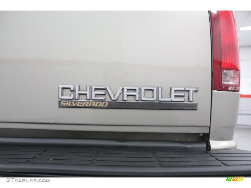 1998 Chevrolet C/K K1500 Silverado Extended Cab 4x4 Marks and Logos Photo #61199815
