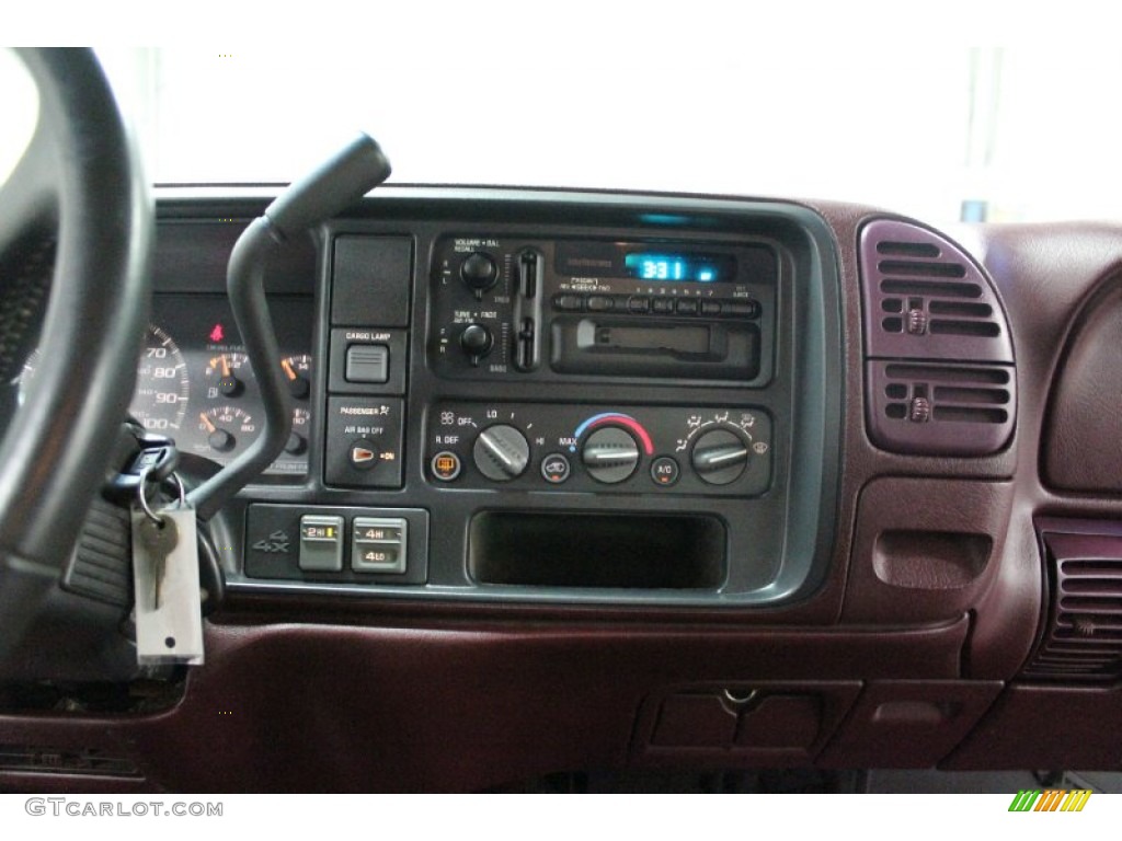 1998 Chevrolet C/K K1500 Silverado Extended Cab 4x4 Controls Photo #61200124