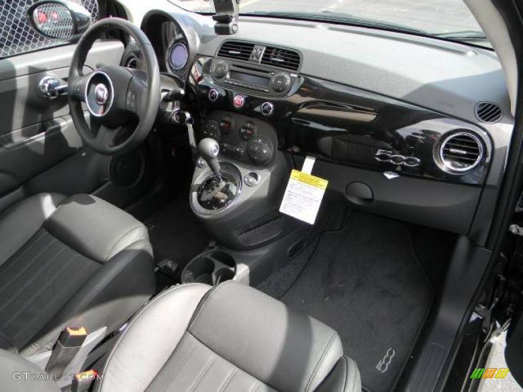 2012 Fiat 500 Lounge Pelle Nera/Nera (Black/Black) Dashboard Photo #61200436