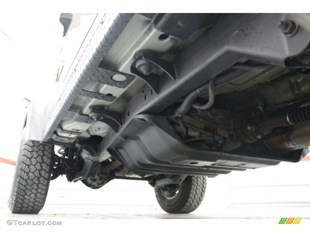 2005 Jeep Wrangler Unlimited Rubicon 4x4 Undercarriage Photo #61200694