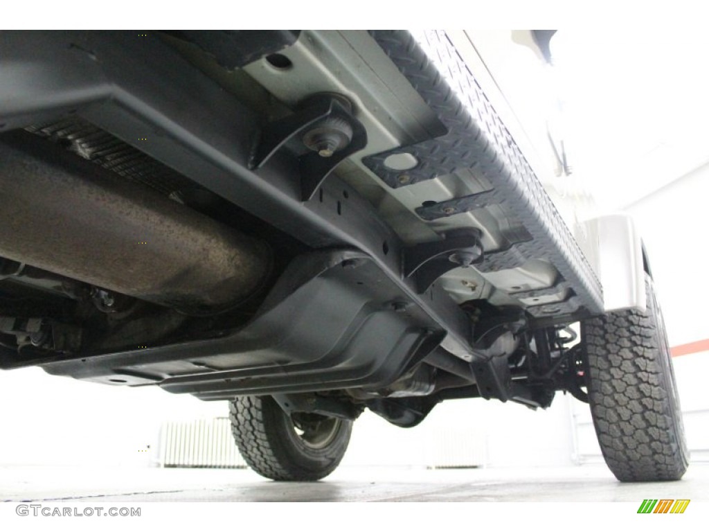 2005 Jeep Wrangler Unlimited Rubicon 4x4 Undercarriage Photo #61200739