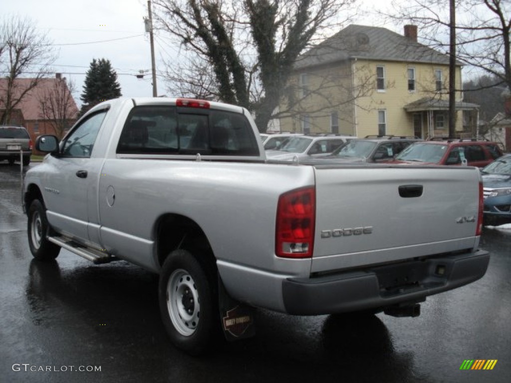 2004 Ram 1500 ST Regular Cab 4x4 - Bright Silver Metallic / Dark Slate Gray photo #6