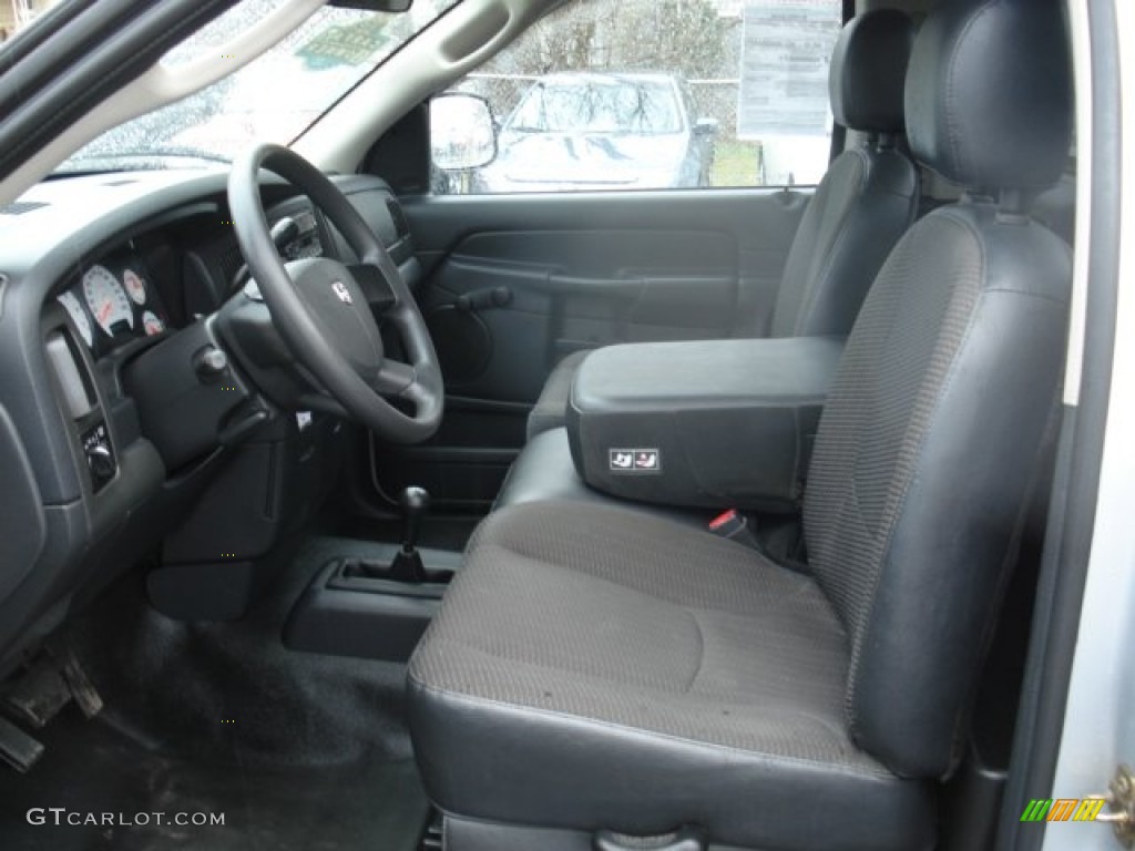 2004 Ram 1500 ST Regular Cab 4x4 - Bright Silver Metallic / Dark Slate Gray photo #11