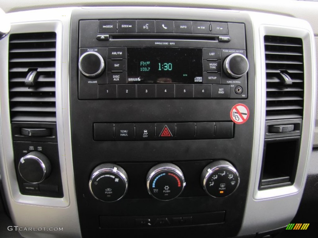 2011 Ram 1500 ST Quad Cab 4x4 - Mineral Gray Metallic / Dark Slate Gray/Medium Graystone photo #20