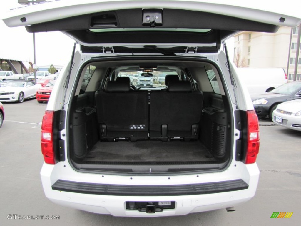 2011 Suburban 2500 LT 4x4 - Summit White / Ebony photo #37