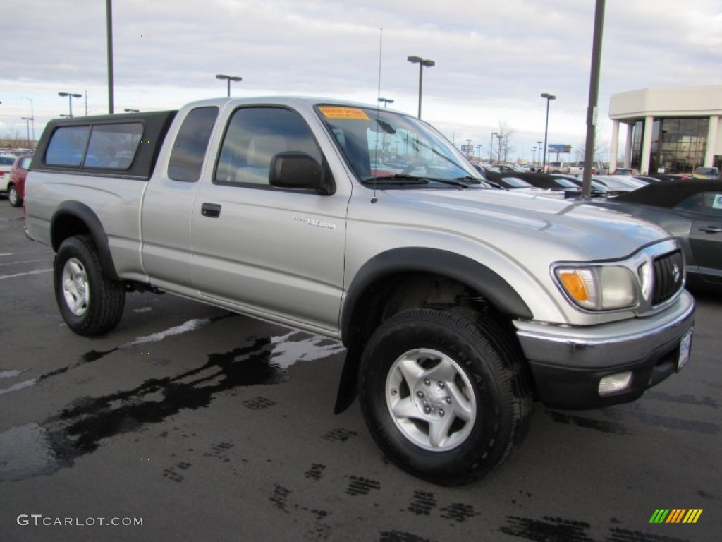 2003 Tacoma V6 Xtracab 4x4 - Lunar Mist Silver Metallic / Charcoal photo #1