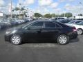 Black - Camry  Photo No. 6