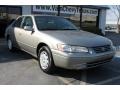 1999 Cashmere Beige Metallic Toyota Camry LE  photo #4