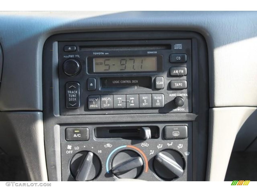 1999 Camry LE - Cashmere Beige Metallic / Oak photo #13