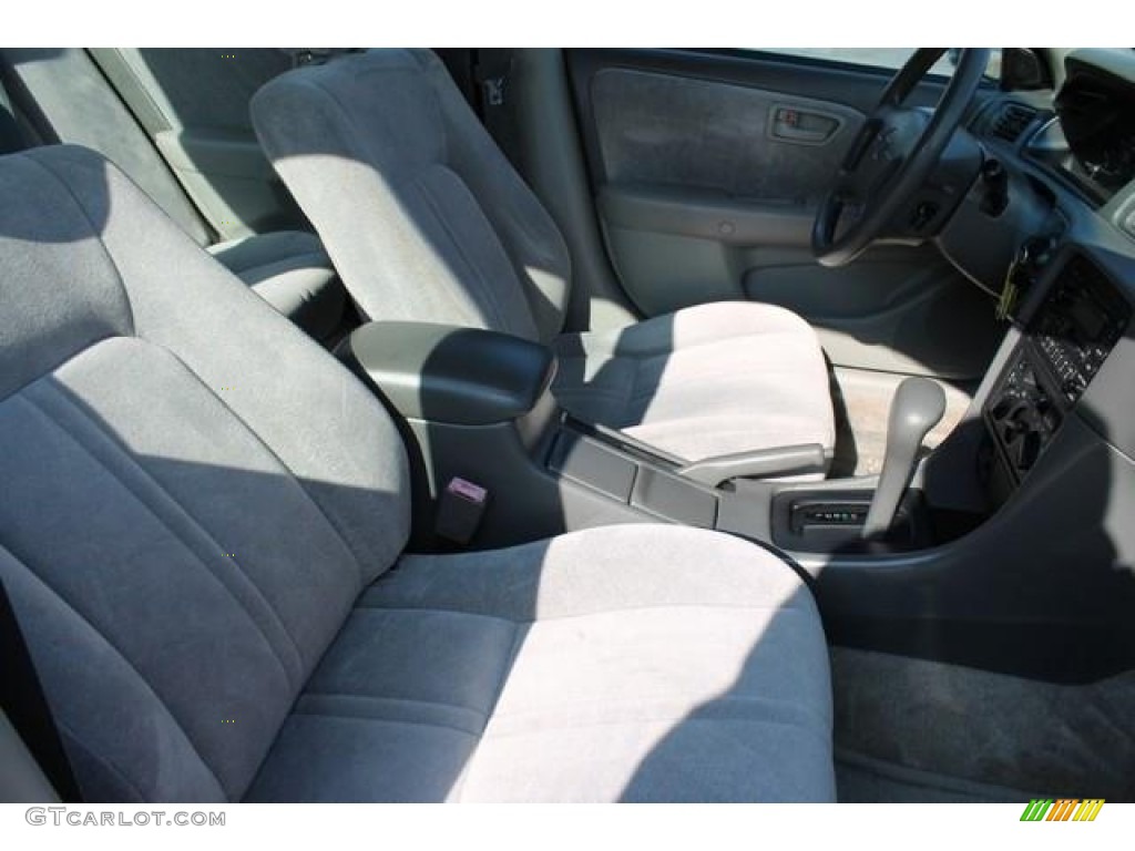 1999 Camry LE - Cashmere Beige Metallic / Oak photo #15