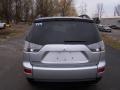 2009 Cool Silver Metallic Mitsubishi Outlander ES  photo #10