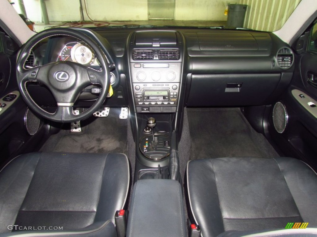 2005 Lexus IS 300 SportCross Wagon Dashboard Photos